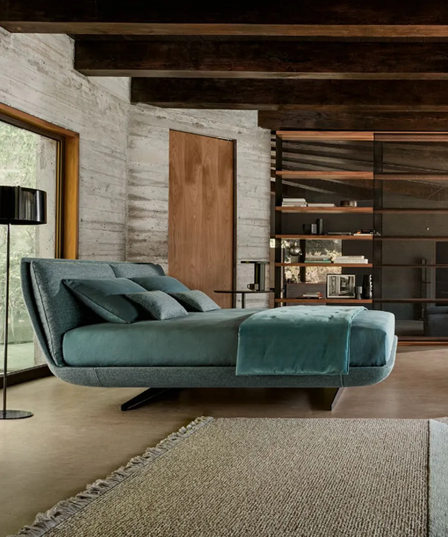 Letto matrimoniale Biggie in pelle con testiera imbottita