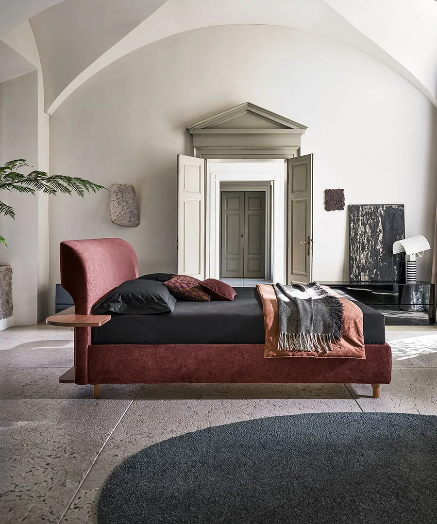 Letto matrimoniale Opéra in tessuto con testiera imbottita