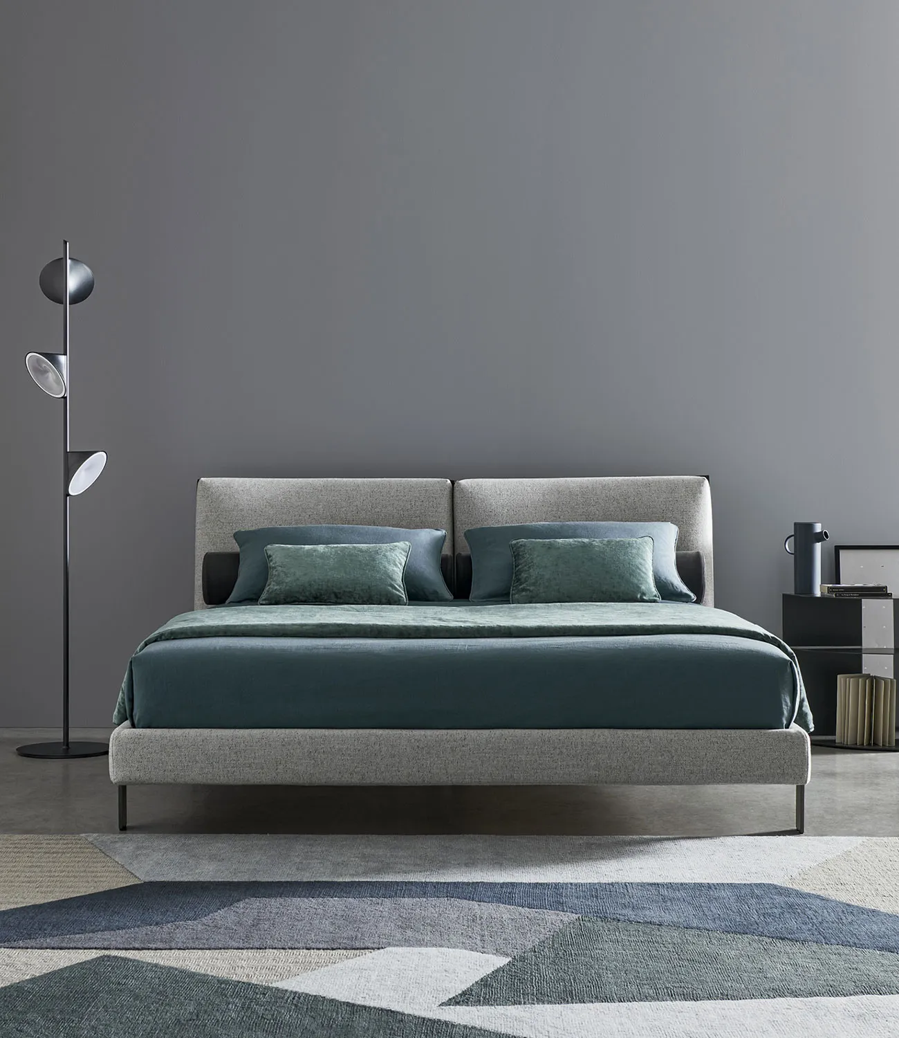 Book double bed by Twils 